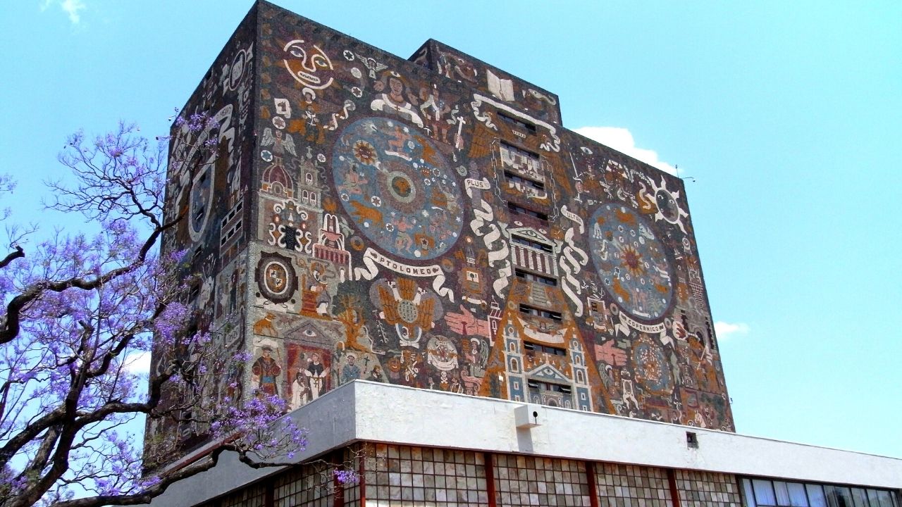 メキシコ国立大学 壁画 UNAM